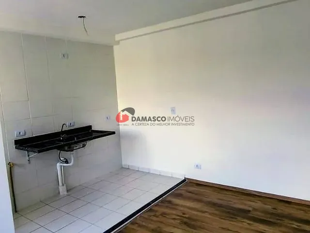 Apartamento 2 quartos e 1 banheiro, à venda, no bairro Santa Maria em Santo André