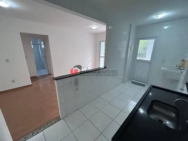 Apartamento 2 quartos e 2 banheiros, à venda, no bairro Cerâmica em São Caetano do Sul