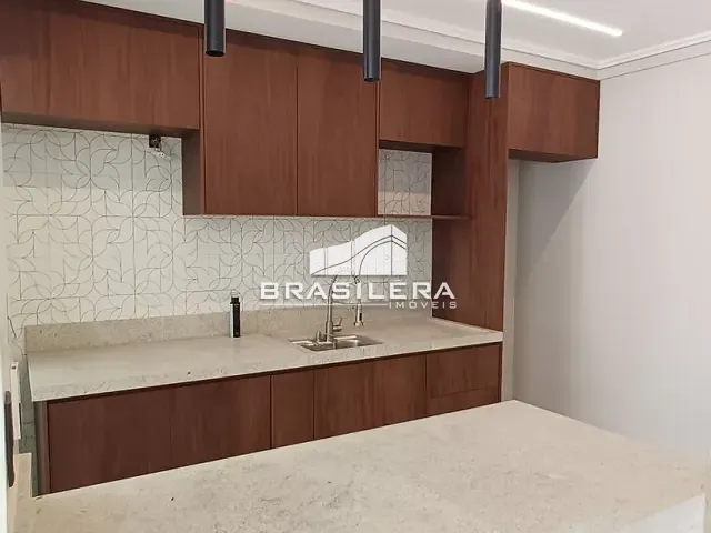 Apartamento 2 quartos e 2 banheiros, à venda, no bairro Setor Bueno em Goiânia