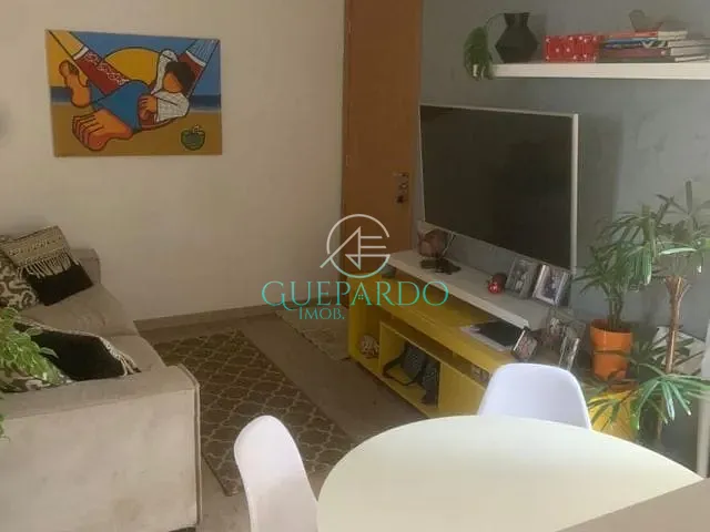 Apartamento com 90m² 2 quartos e 1 banheiro, à venda, no bairro Olímpico em Londrina