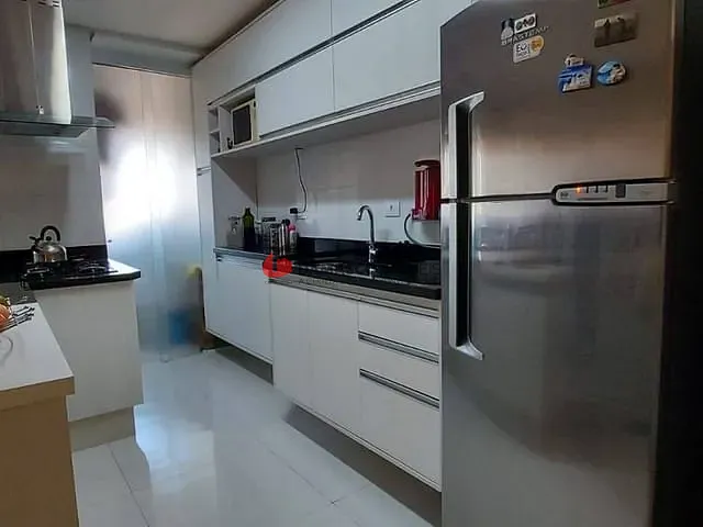 Apartamento 2 quartos e 2 banheiros, à venda, no bairro Campestre em Santo André