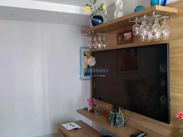 Apartamento 3 quartos e 2 banheiros, à venda, no bairro Jardim das Colinas em São José dos Campos