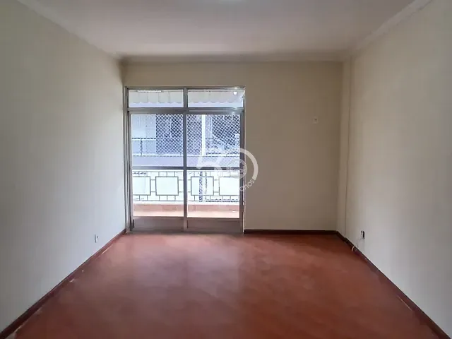 Apartamento 3 quartos e 2 banheiros, para alugar, no bairro Penha Circular em Rio de Janeiro