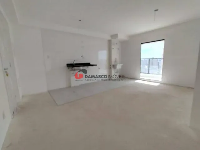 Apartamento 3 quartos e 2 banheiros, para alugar, no bairro Vila Assunção em Santo André