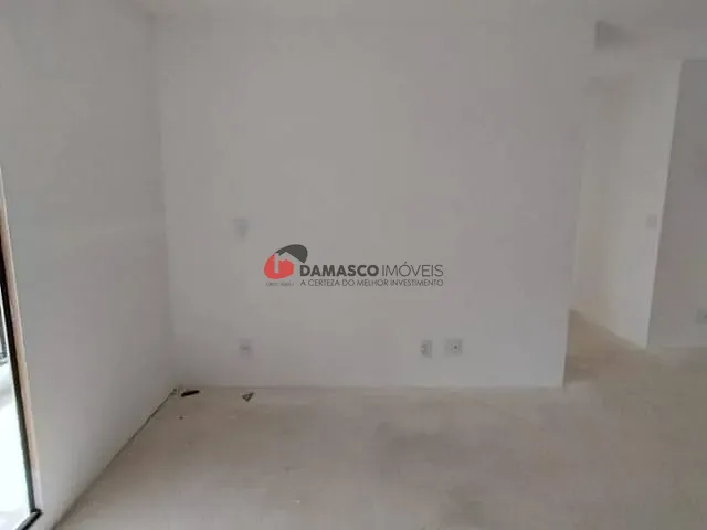 Apartamento 3 quartos e 2 banheiros, para alugar, no bairro Vila Assunção em Santo André
