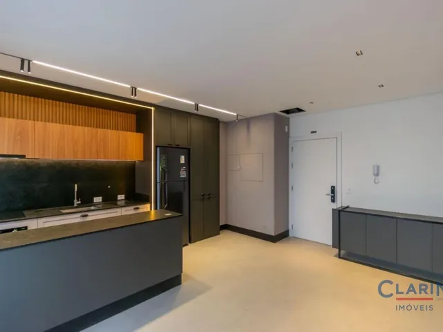 Apartamento 1 quarto e 1 banheiro, à venda ou para alugar, no bairro Batel em Curitiba