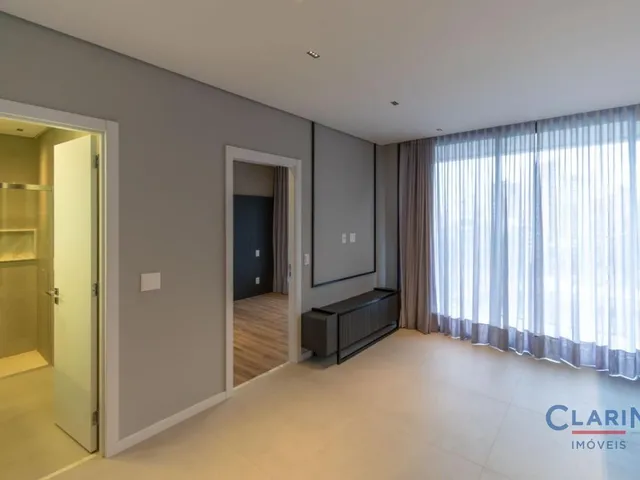 Apartamento 1 quarto e 1 banheiro, à venda ou para alugar, no bairro Batel em Curitiba