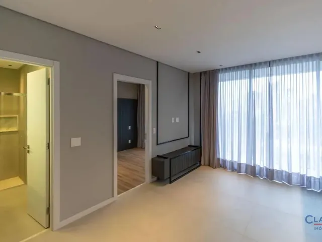 Apartamento 1 quarto e 1 banheiro, à venda ou para alugar, no bairro Batel em Curitiba