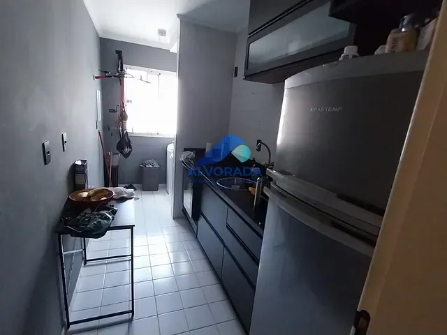 Apartamento 3 quartos e 2 banheiros, à venda, no bairro Jardim das Colinas em São José dos Campos