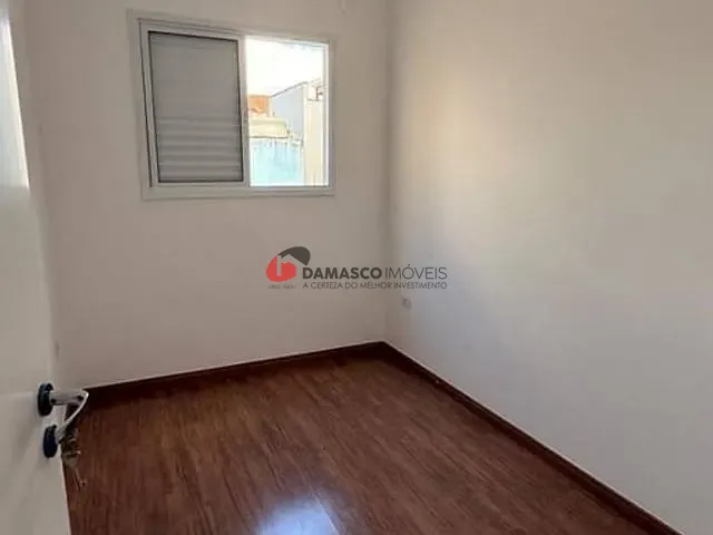 Apartamento 2 quartos e 1 banheiro, à venda, no bairro Santa Maria em Santo André