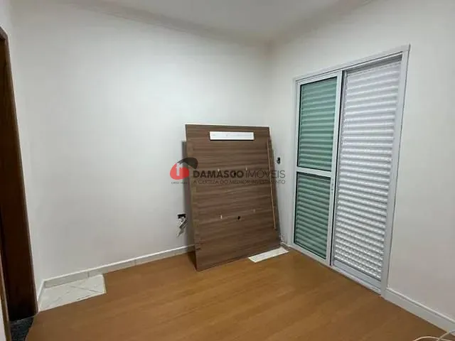 Apartamento 2 quartos e 2 banheiros, à venda, no bairro Vila Guiomar em Santo André