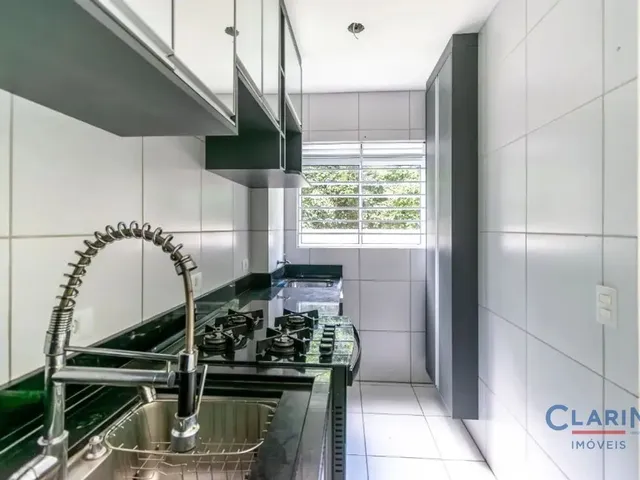 Apartamento 2 quartos e 1 banheiro, à venda, no bairro VILA SANTA TEREZINHA em Campo Largo