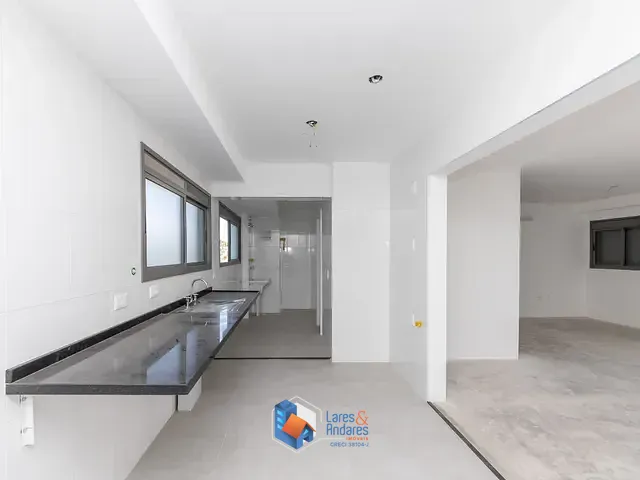 Apartamento com 152m² 3 quartos e 6 banheiros, à venda, no bairro City América em São Paulo