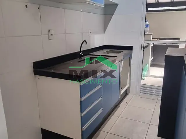 Apartamento com 55m² 2 quartos e 1 banheiro, à venda, no bairro Utinga em Santo André