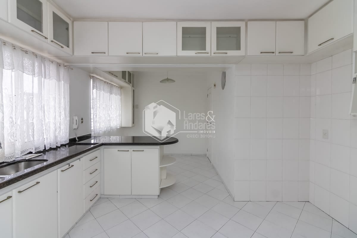 Apartamento, 3 quartos, 180 m² - Foto 1