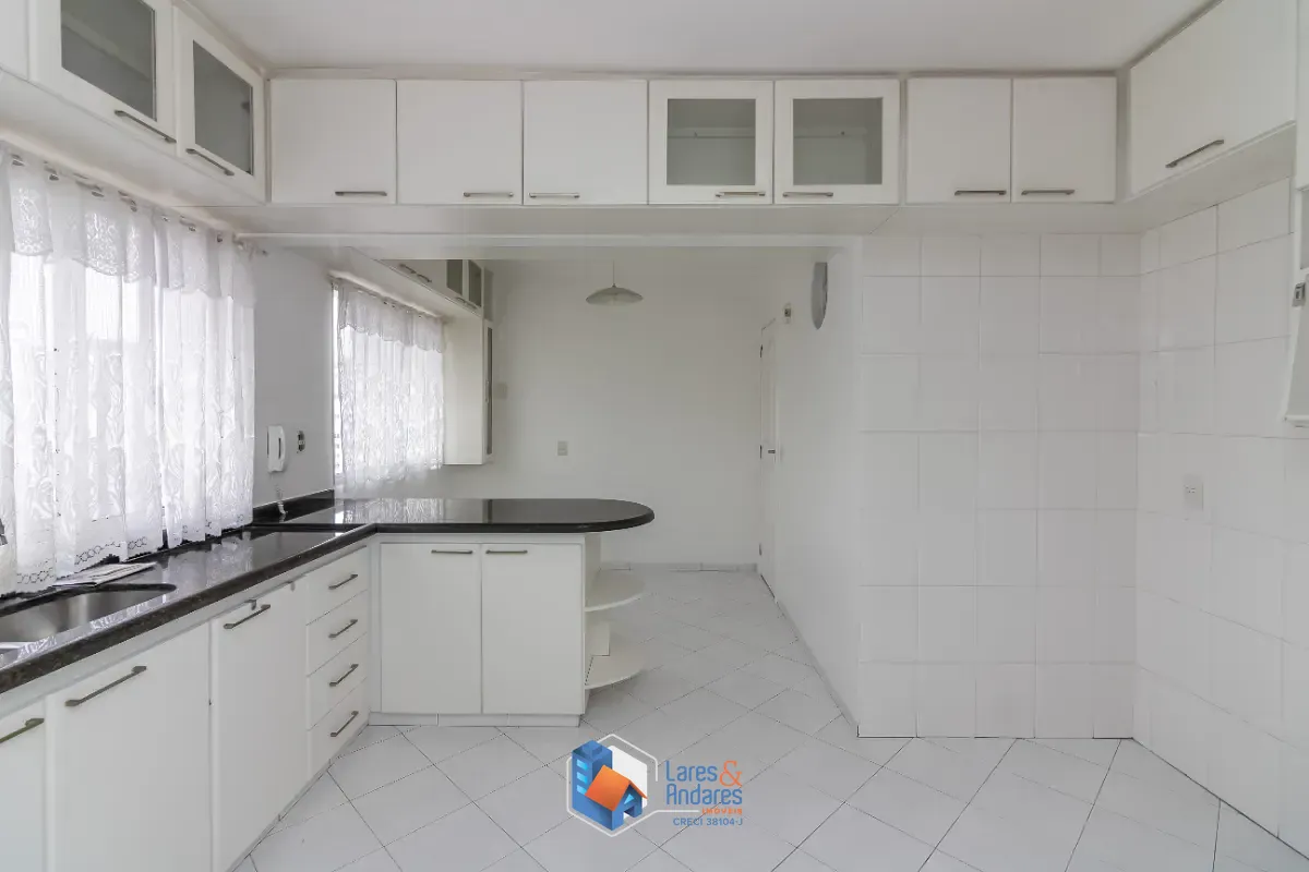 Apartamento, 3 quartos, 180 m² - Foto 1