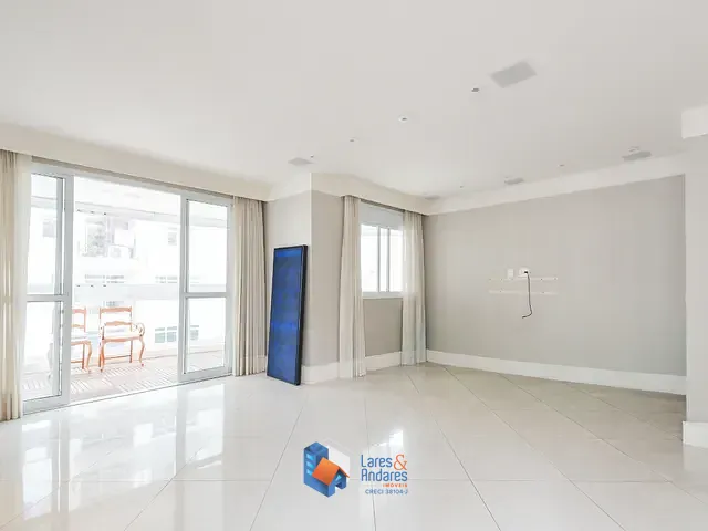 Apartamento com 124m² 3 quartos e 5 banheiros, à venda, no bairro Vila Uberabinha em São Paulo