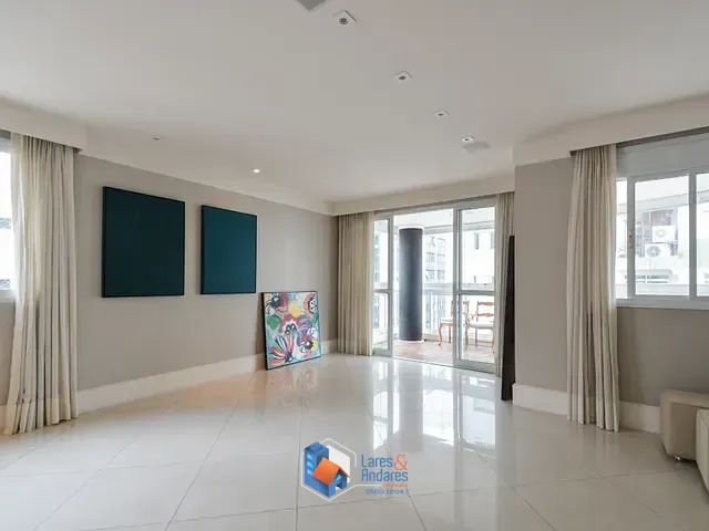 Apartamento com 124m² 3 quartos e 5 banheiros, à venda, no bairro Vila Uberabinha em São Paulo