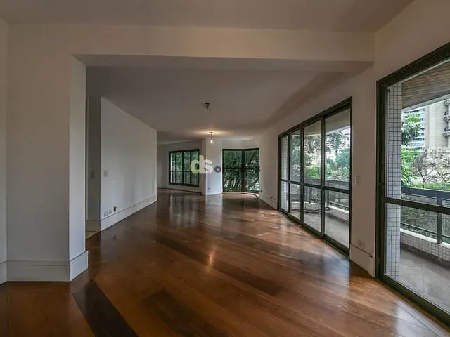 Apartamento 3 quartos e 6 banheiros, à venda, no bairro Vila Nova Conceição em São Paulo