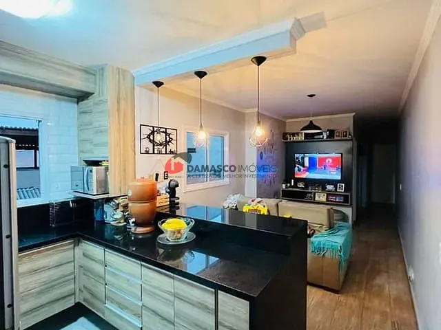 Apartamento 2 quartos e 2 banheiros, à venda, no bairro Vila Curuçá em Santo André