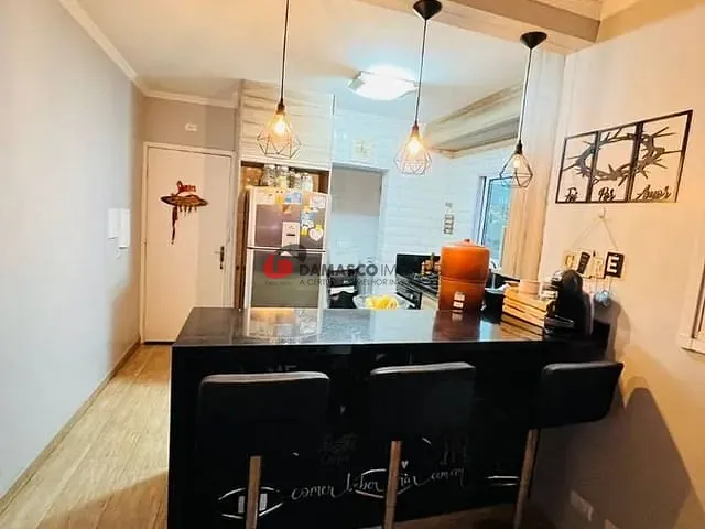 Apartamento 2 quartos e 2 banheiros, à venda, no bairro Vila Curuçá em Santo André