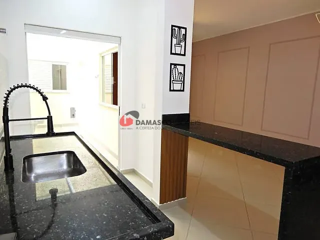 Apartamento 2 quartos e 2 banheiros, à venda, no bairro Vila Homero Thon em Santo André