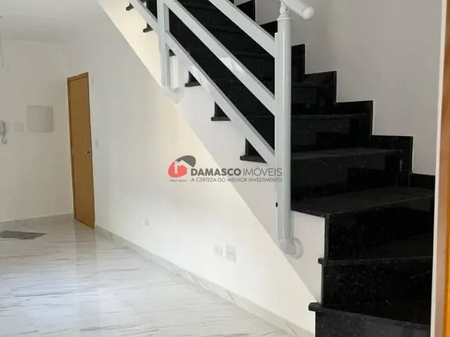 Apartamento 2 quartos e 2 banheiros, à venda, no bairro Vila Homero Thon em Santo André