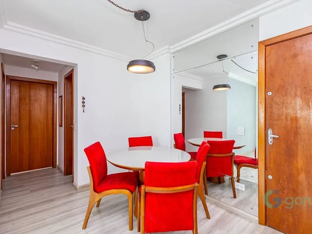 Apartamento 2 quartos e 1 banheiro, para alugar, no bairro Água Verde em Curitiba