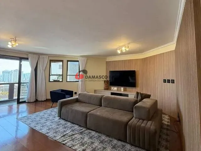 Apartamento 5 quartos e 4 banheiros, à venda, no bairro Vila Assunção em Santo André