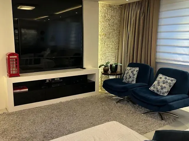 Apartamento 3 quartos e 3 banheiros, à venda, no bairro Exposição em Caxias do Sul