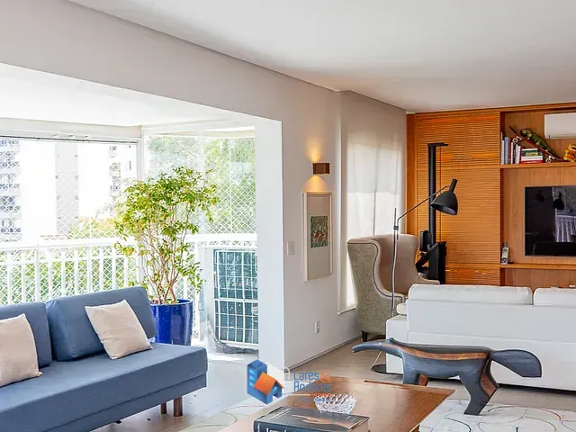 Apartamento com 246m² 4 quartos e 6 banheiros, à venda, no bairro Vila Sofia em São Paulo