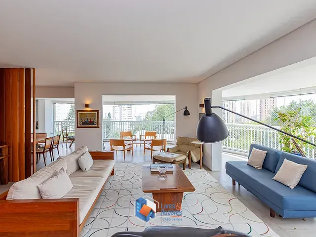 Apartamento com 246m² 4 quartos e 6 banheiros, à venda, no bairro Vila Sofia em São Paulo