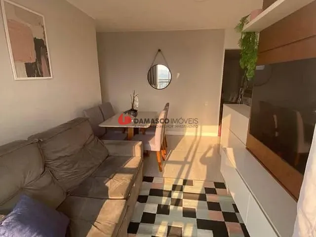 Apartamento 2 quartos e 1 banheiro, à venda, no bairro Utinga em Santo André