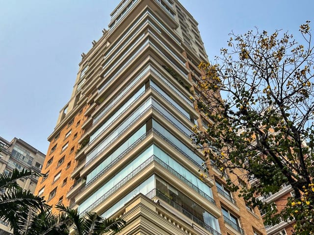 Apartamento com 415m² 4 quartos e 6 banheiros, à venda, no bairro Itaim Bibi em São Paulo