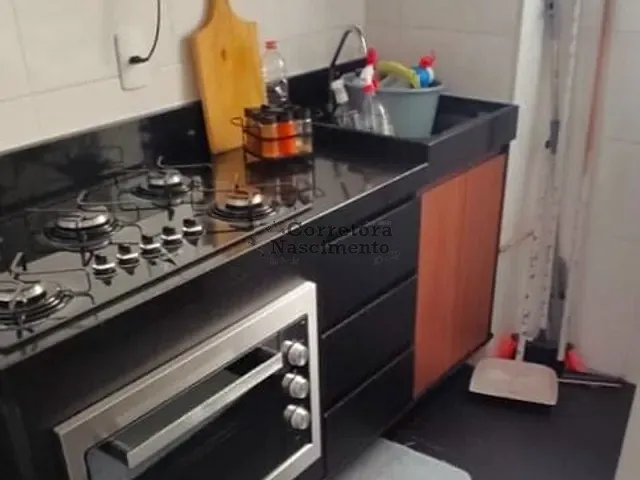 Apartamento 2 quartos e 1 banheiro, para alugar, no bairro Cerejeiras em São José dos Campos