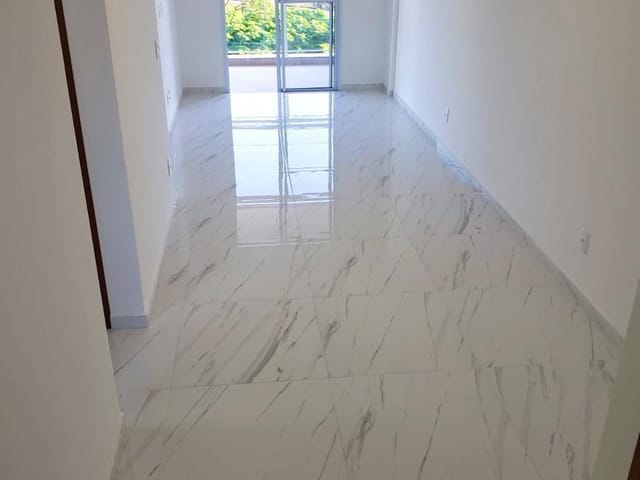 Foto do Apartamento - Apartamento à venda, frente, 2 quartos, 1 suíte, varanda, 73m², 1 vaga, elevador. Vila Kosmos, Rio de Janeiro, RJ | Hilmar
