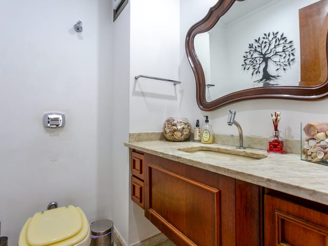 Foto do Apartamento - Apartamento tipo para venda em Aclimação com 3 quartos, sendo 3 suítes, 192m² | Lares e Andares Imóveis