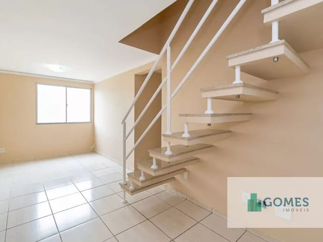 Apartamento 3 quartos e 3 banheiros, para alugar, no bairro Novo Mundo em Curitiba
