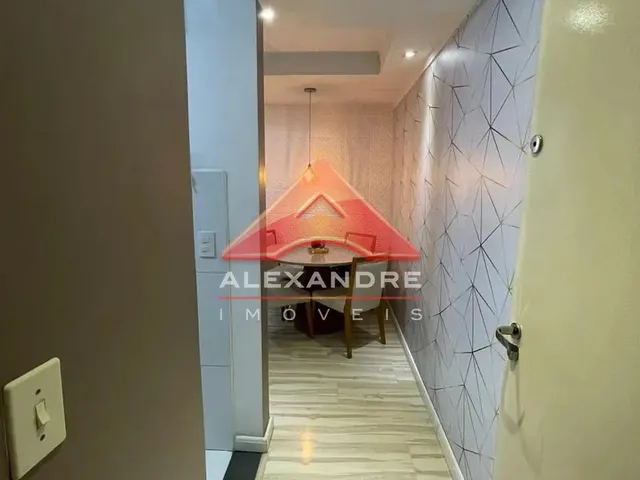 Apartamento com 10m² 2 quartos e 1 banheiro, à venda, no bairro Vila Tesouro em São José Dos Campos