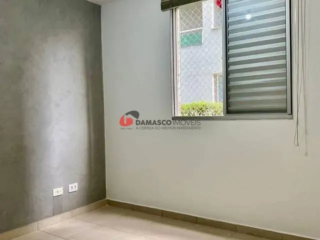 Apartamento 2 quartos e 1 banheiro, à venda, no bairro Vila Sao Pedro em Santo André