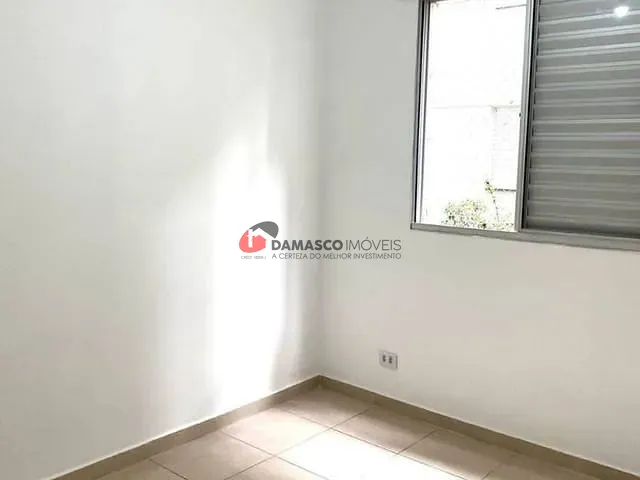 Apartamento 2 quartos e 1 banheiro, à venda, no bairro Vila Sao Pedro em Santo André