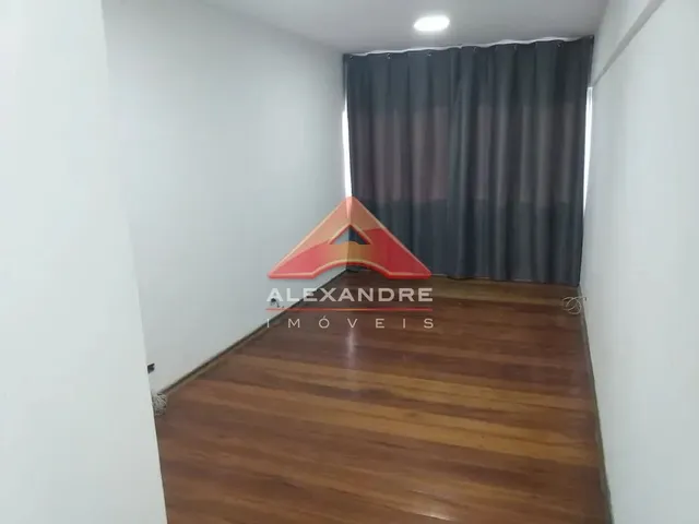 Apartamento com 10m² 3 quartos e 1 banheiro, à venda, no bairro Jardim São Dimas em São José Dos Campos