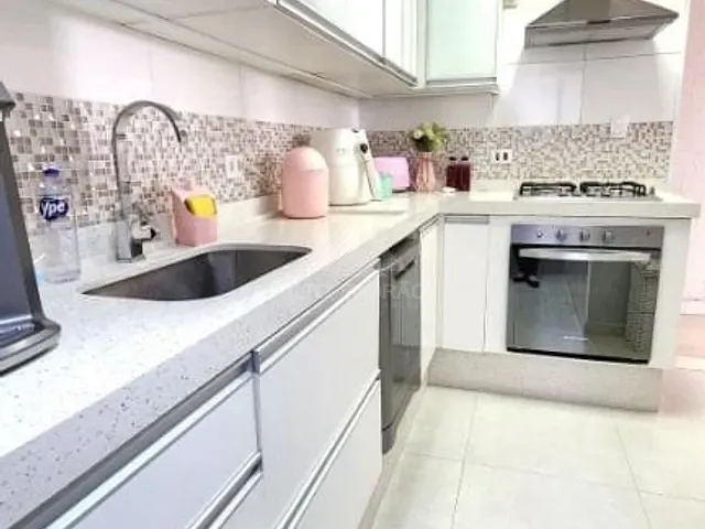 Apartamento com 62m² 2 quartos e 1 banheiro, à venda, no bairro Vila Nossa Senhora das Vitórias em Mauá