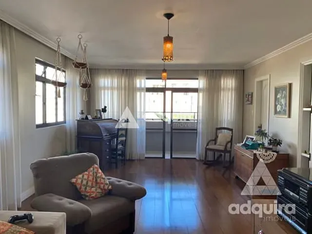 Apartamento com 244m² 4 quartos e 4 banheiros, à venda, no bairro Centro em Ponta Grossa