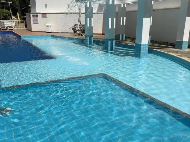 Apartamento 2 quartos e 2 banheiros, à venda, no bairro Bacacheri em Curitiba