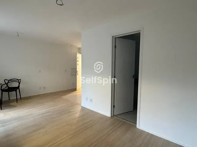 Apartamento 1 quarto e 1 banheiro, para alugar, no bairro Ingá em Niterói