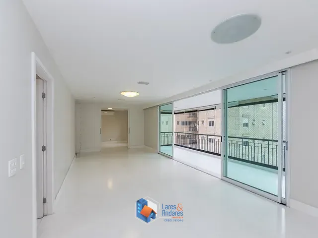 Apartamento com 246m² 3 quartos e 4 banheiros, à venda, no bairro Brooklin em São Paulo