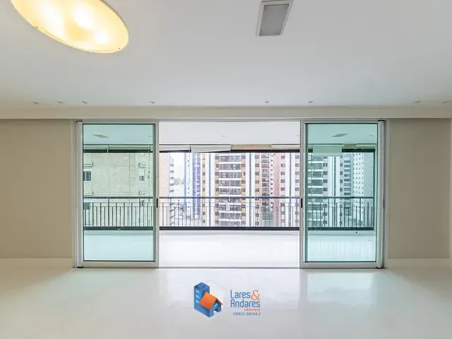 Apartamento com 246m² 3 quartos e 4 banheiros, à venda, no bairro Brooklin em São Paulo