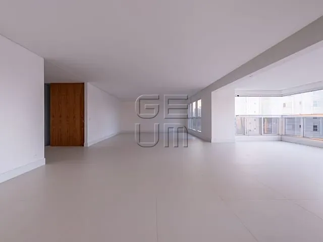 Apartamento com 663m² 4 quartos e 5 banheiros, à venda, no bairro Bela Suiça em Londrina