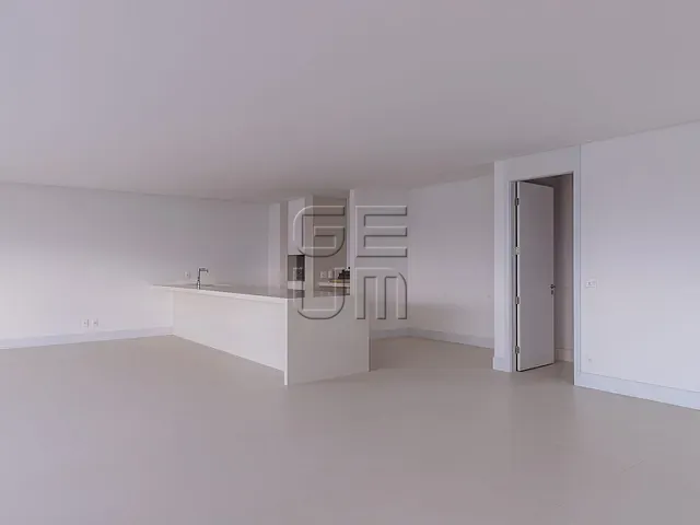 Apartamento com 663m² 4 quartos e 5 banheiros, à venda, no bairro Bela Suiça em Londrina